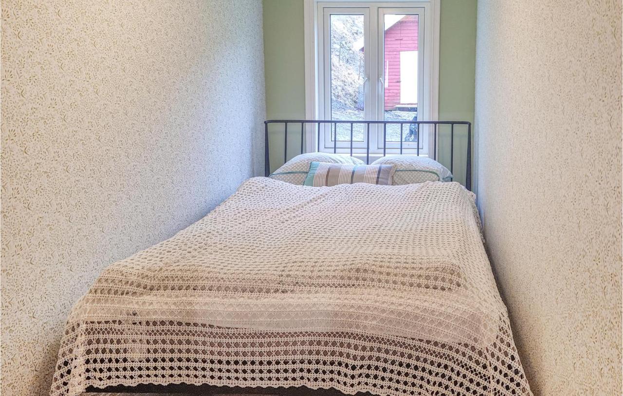Amazing Home In Hidrasund With Wifi Eide  Chambre photo